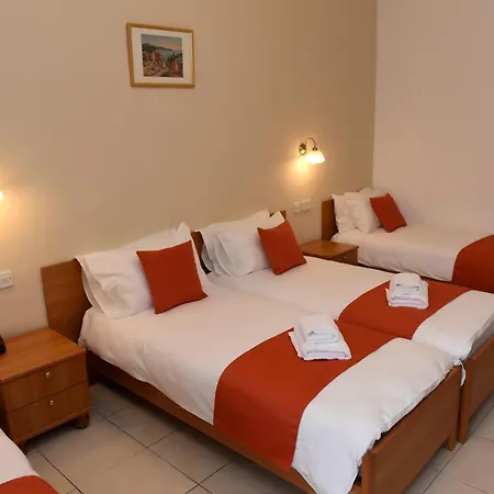 Hotel British