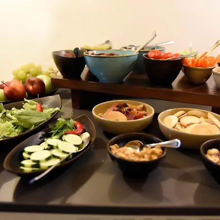 British 2* La Valeta