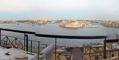 Hotel British 2*